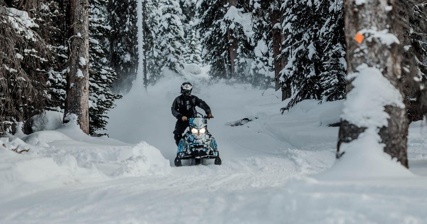 Winter Rentals | Jackson Hole Snowmobile | Scenic Safaris